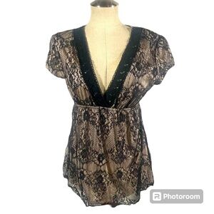Vanity V-neck Blouse Tan with Black overlay.  Size Large